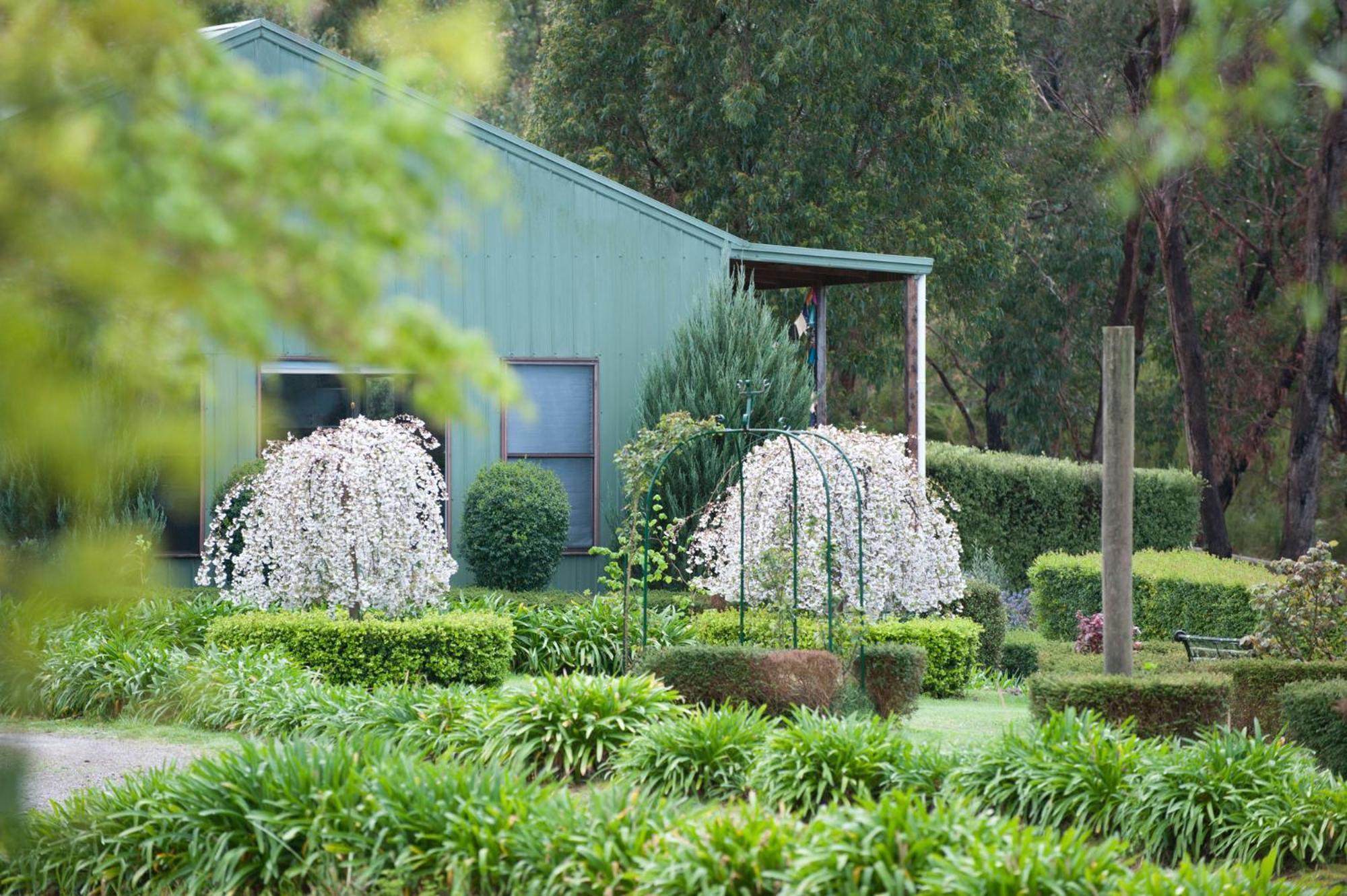 Farm Bed & Breakfast Healesville